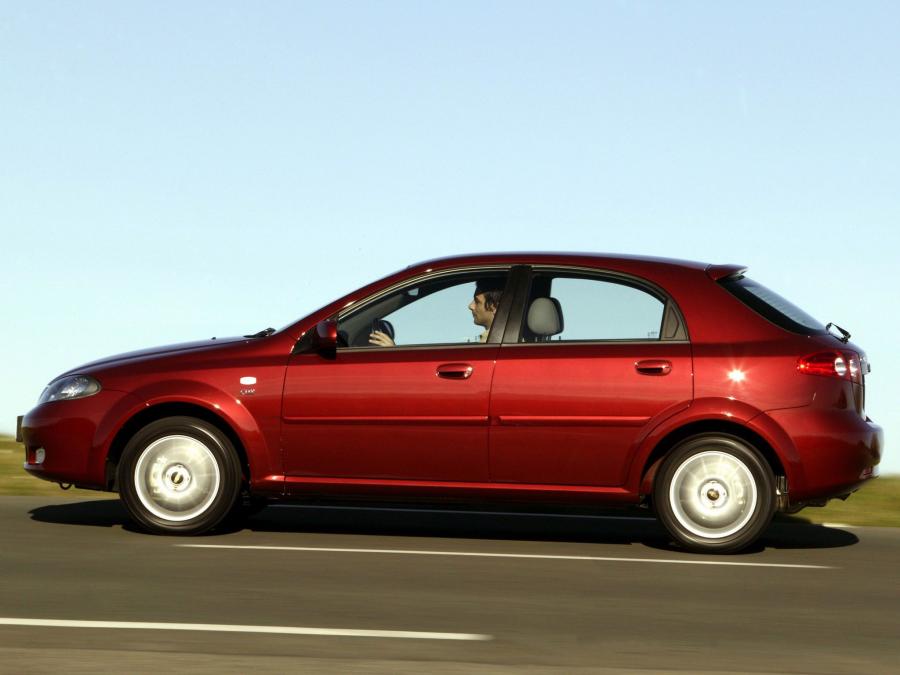  Chevrolet Lacetti Hatchback 2004 года  (фото 24 из 26)